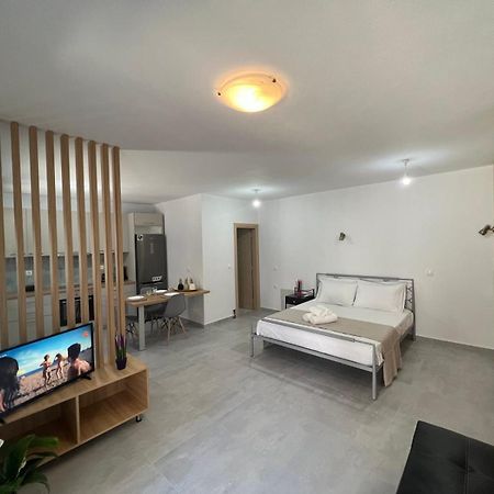 Vespista Boutique Lejlighed Skiathos by Eksteriør billede