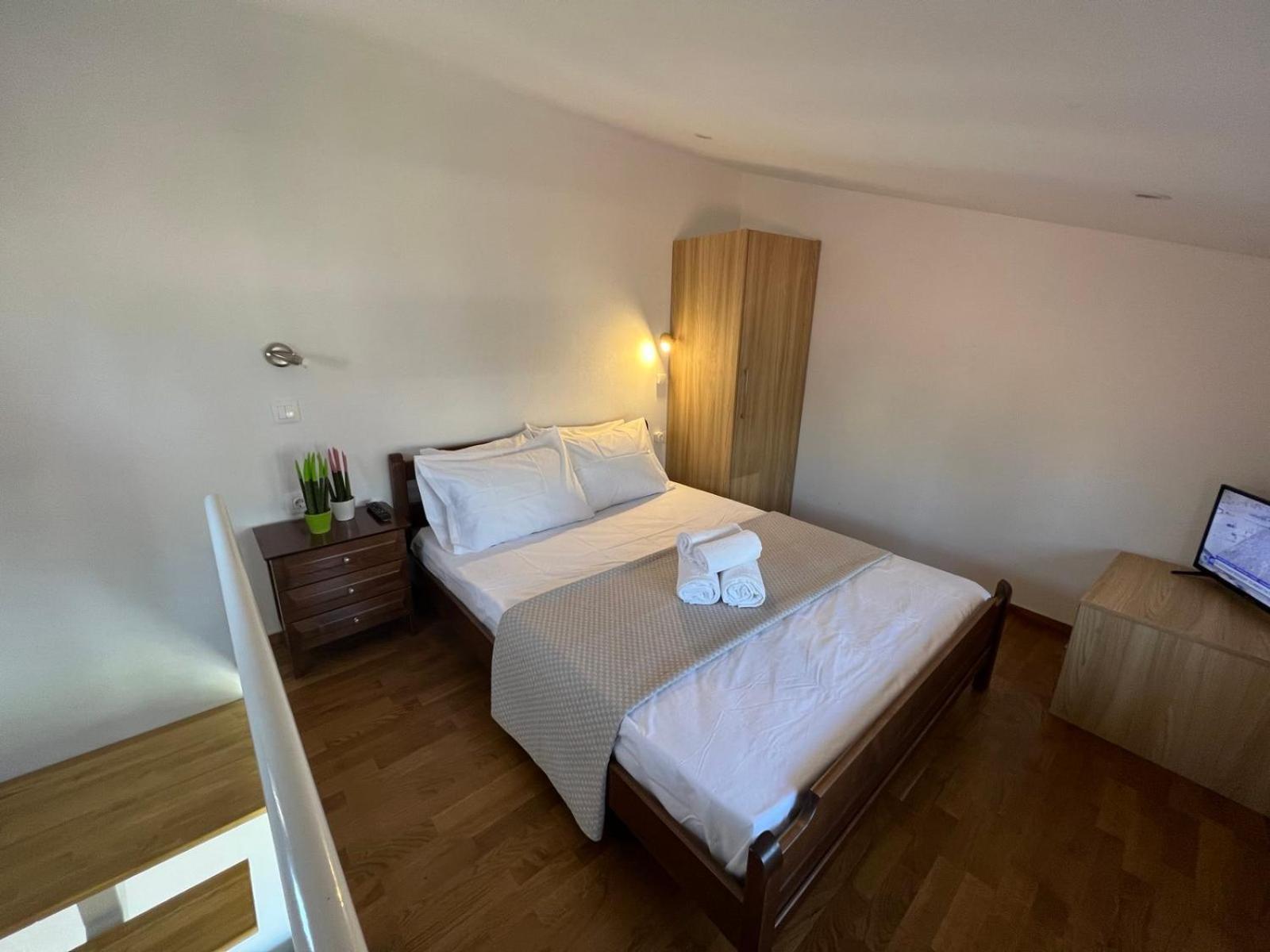 Vespista Boutique Lejlighed Skiathos by Eksteriør billede